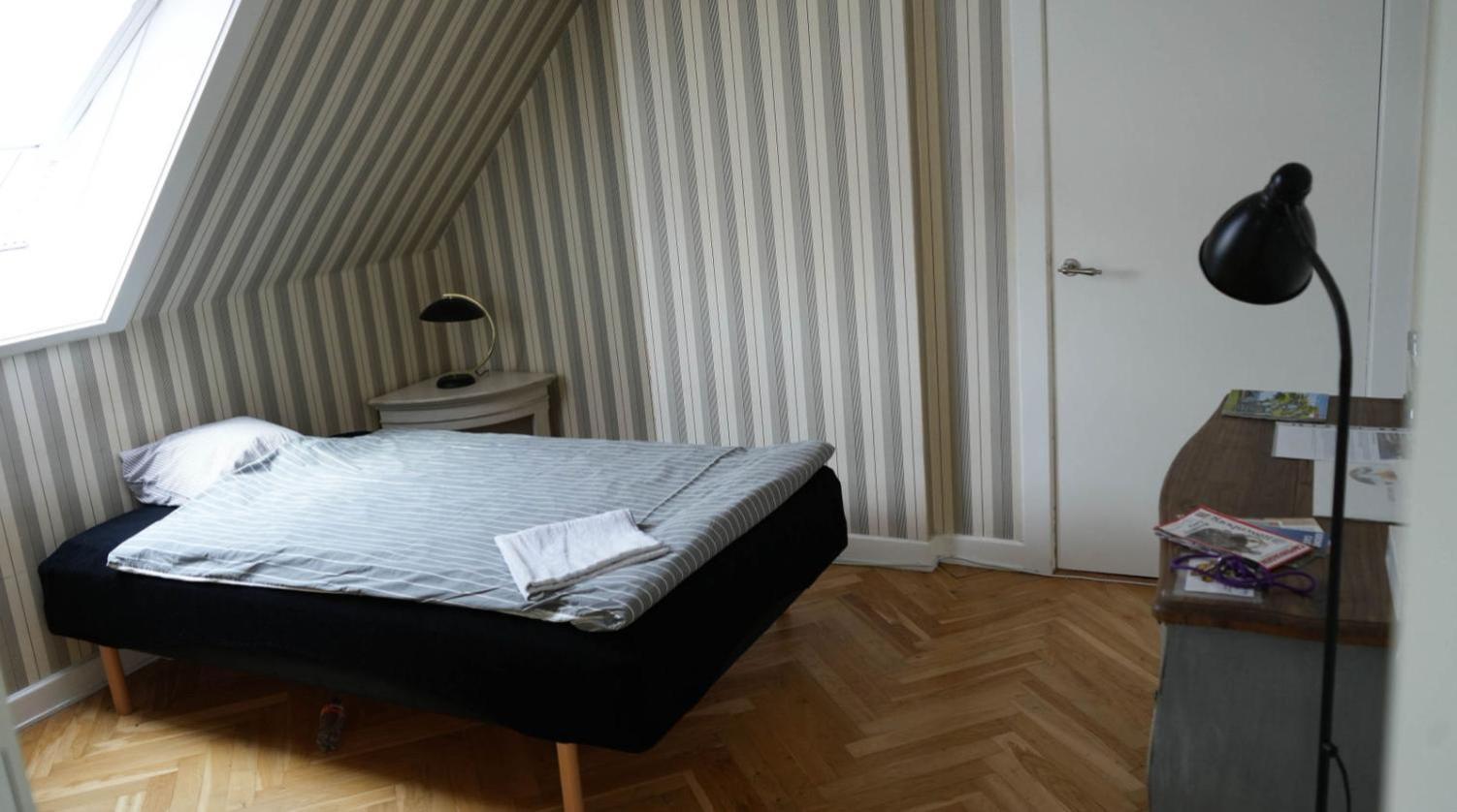 Cosy In Residential Part Of Copenhagen, With Free Street Parking And Shared Bathroom Accommodatie bij particulieren *